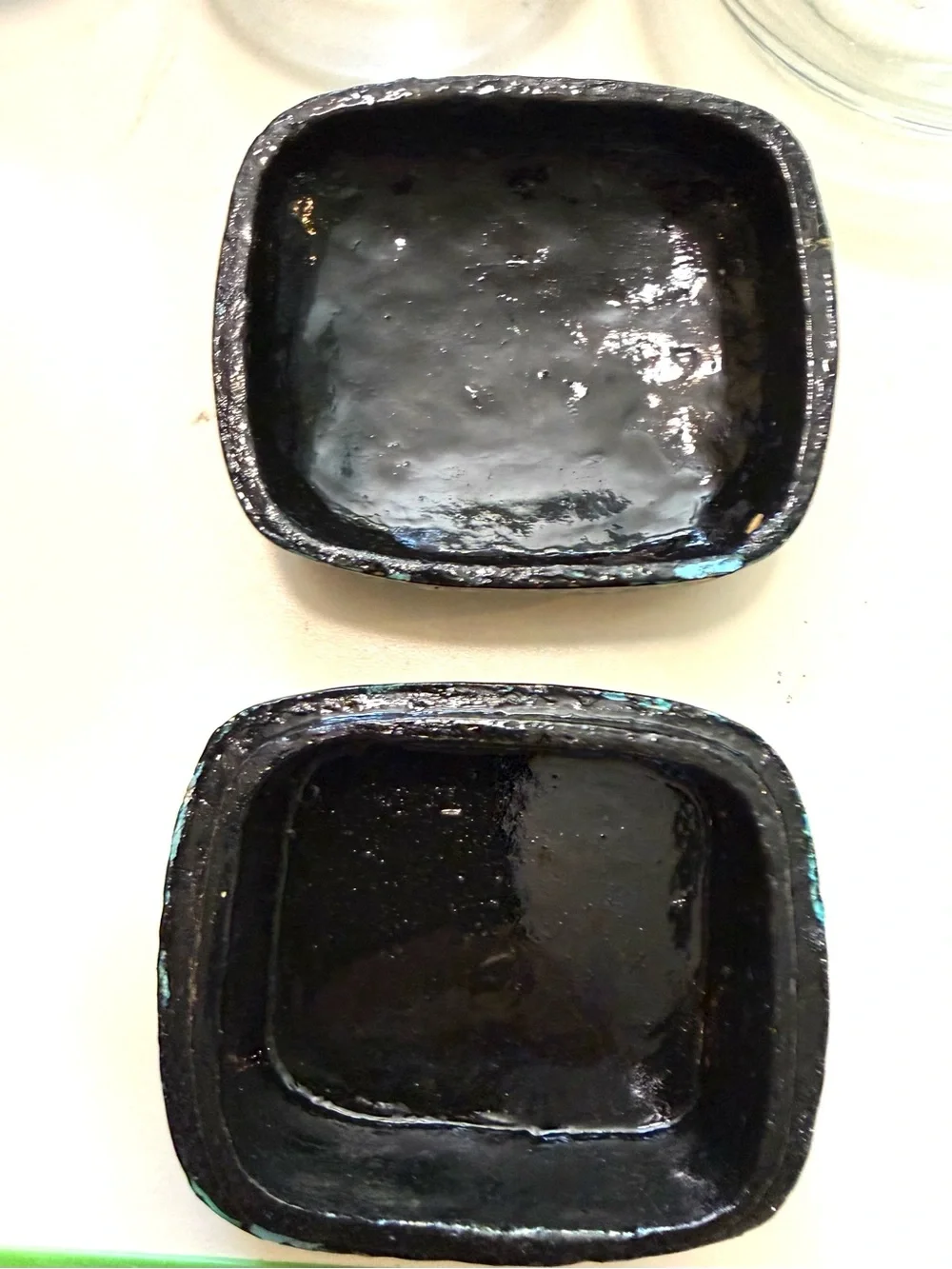 Handcrafted Kashmiri papier-mâché trinket box with lacquered finish gold, teal